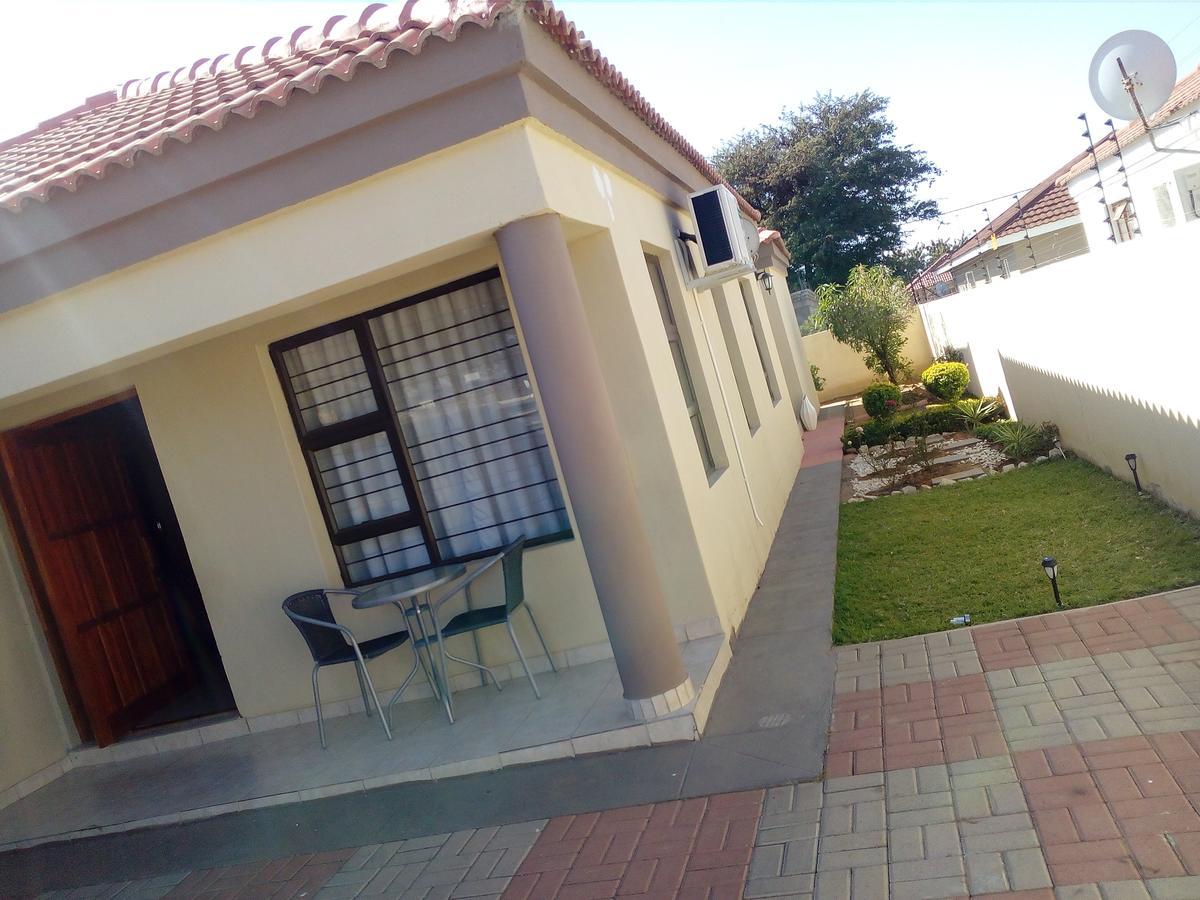 Tap'S Home Away From Home Gaborone Eksteriør bilde